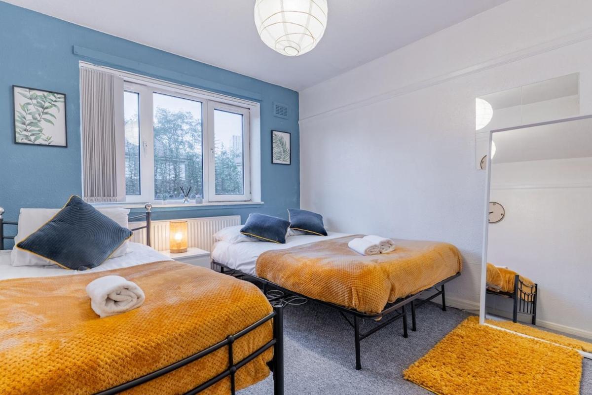 Apartment White House Apartment, Near Broadway Plaza, 2 Bedroom Sleeps 6, Free Wifi, Netflix