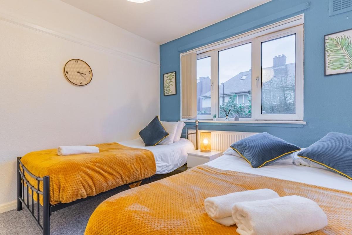Apartment White House Apartment, Near Broadway Plaza, 2 Bedroom Sleeps 6, Free Wifi, Netflix *